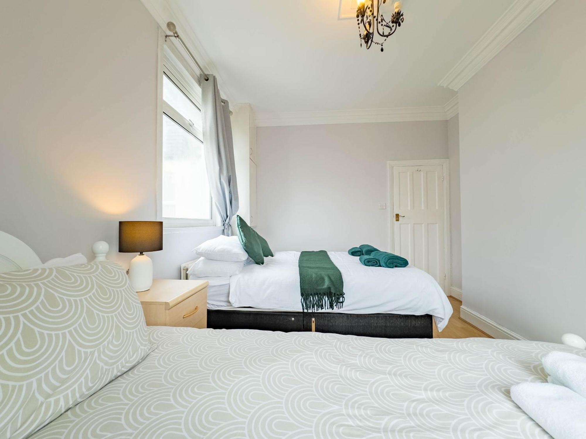 2 Bedroom Apartment Southend-On-Sea Zewnętrze zdjęcie